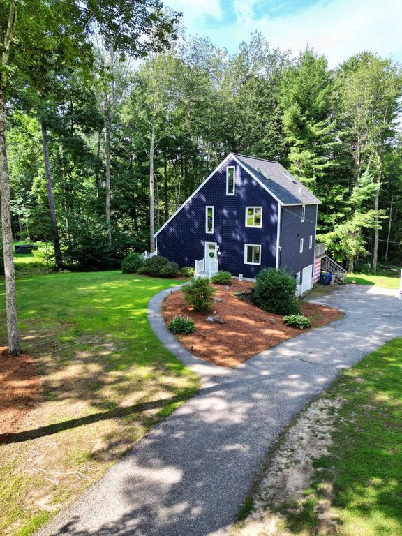 120 Wheel Wright Road, Hampstead, NH 03841