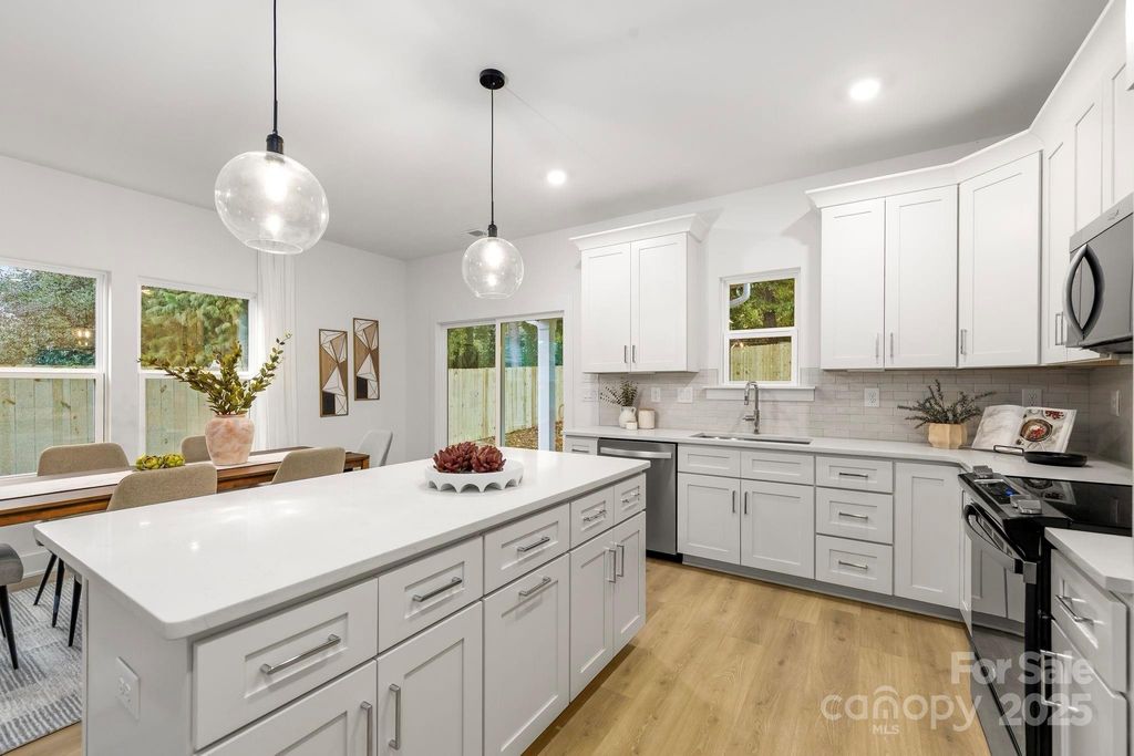 3941 Tillman Road, Charlotte, NC 28208