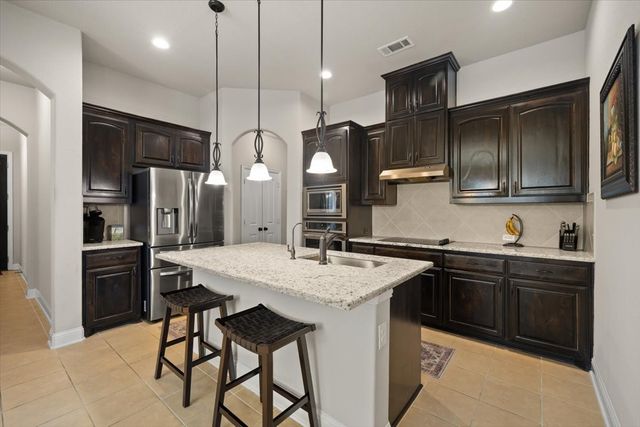 11805 Hassop Lane, Burleson, TX 76028