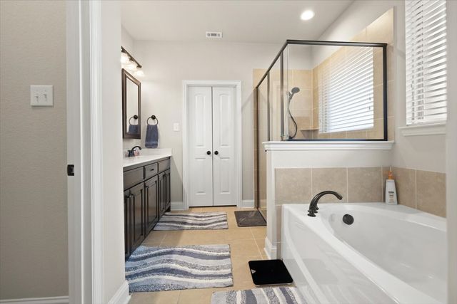 11805 Hassop Lane, Burleson, TX 76028