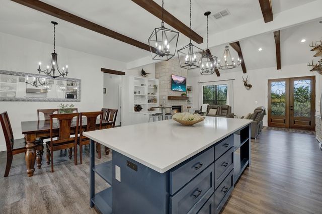 211 Cielo VIS, Canyon Lake, TX 78133