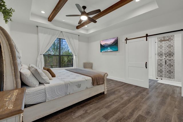 211 Cielo VIS, Canyon Lake, TX 78133