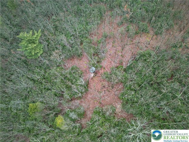 2205 Long Run Road, Franklin Twp, PA 18235