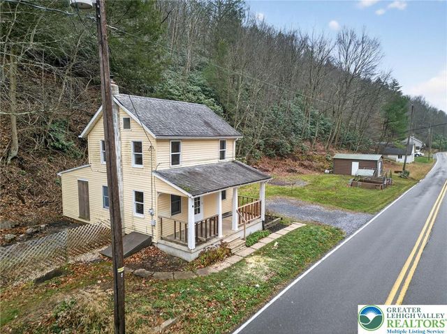 2205 Long Run Road, Franklin Twp, PA 18235