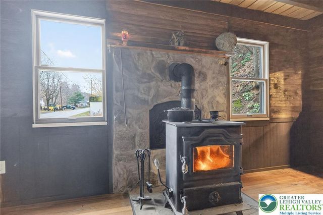 2205 Long Run Road, Franklin Twp, PA 18235