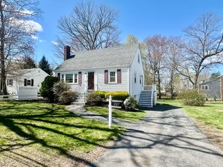 227 Winter St, Whitman, MA 02382