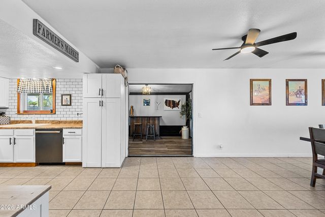 48 N Maple --, Mesa, AZ 85205