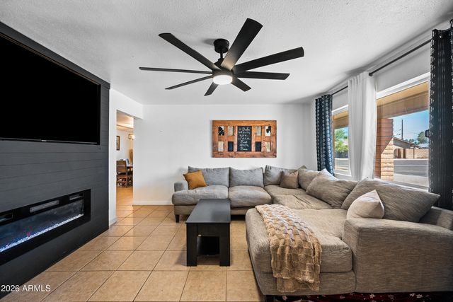 48 N Maple --, Mesa, AZ 85205