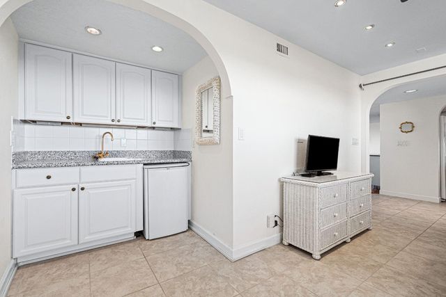 1537 E Hillsboro Boulevard 945, Deerfield Beach, FL 33441