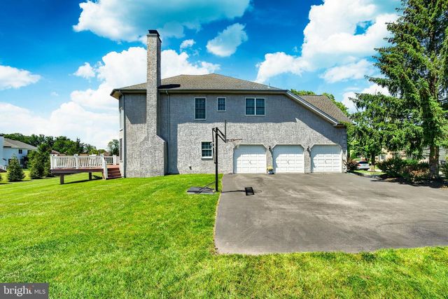 212 PRESCOTT DR, Chester Springs, PA 19425