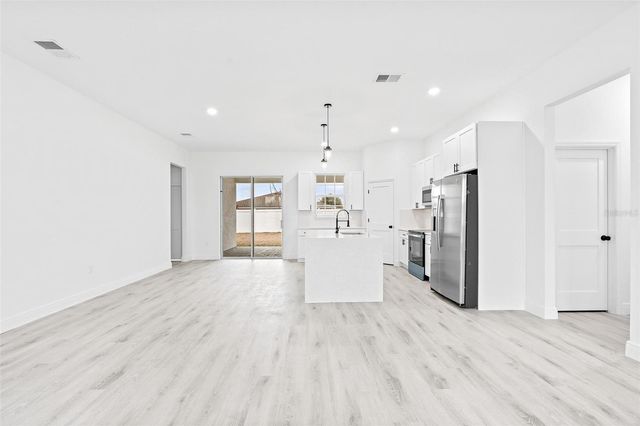 16367 SW 16TH COURT, Ocala, FL 34473