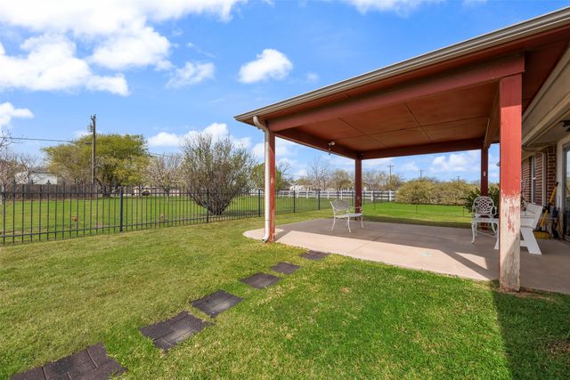 14001 Oak Bark Drive, Haslet, TX 76052