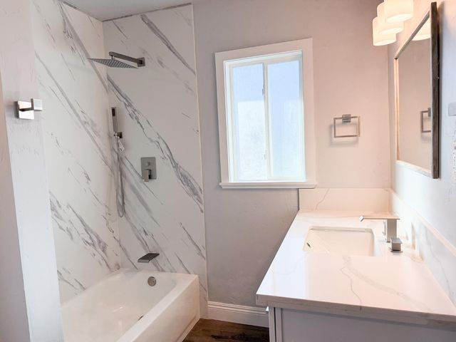 3812 E Clinton Avenue, Fresno, CA 93703