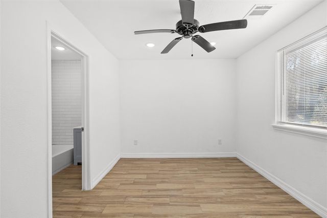 18462 Rolling Hills Drive, Porter, TX 77365