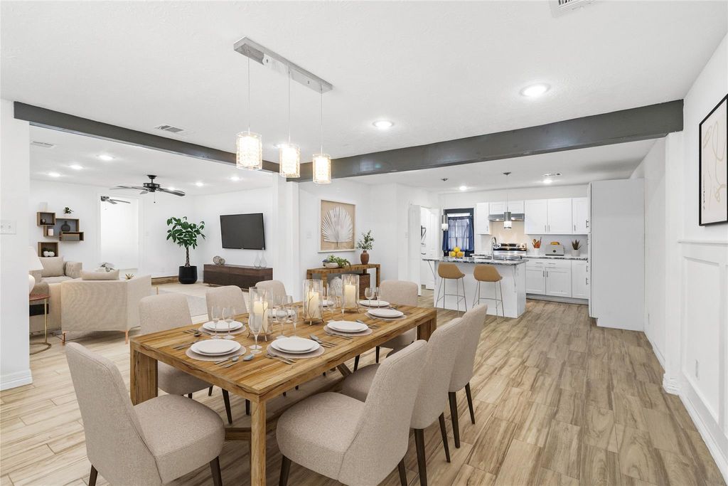 18462 Rolling Hills Drive, Porter, TX 77365