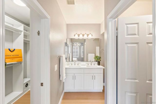 7875 Via Montebello 1, San Diego, CA 92129