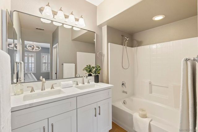 7875 Via Montebello 1, San Diego, CA 92129