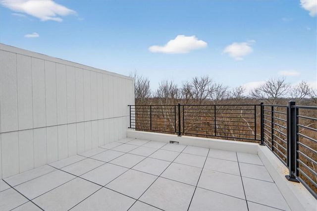 9326 Freedom Street, Lenexa, KS 66227