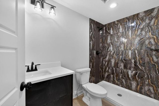 9326 Freedom Street, Lenexa, KS 66227