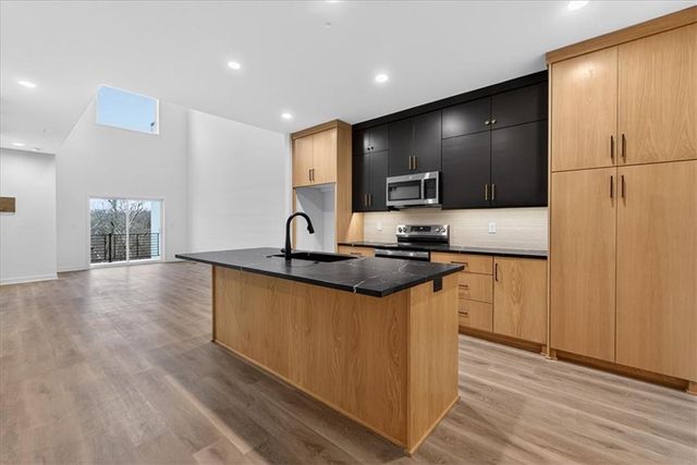 9326 Freedom Street, Lenexa, KS 66227