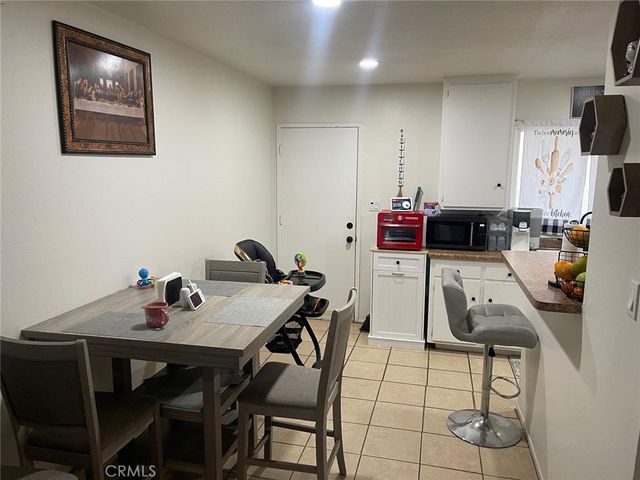670 Lanier St., Hemet, CA 92543