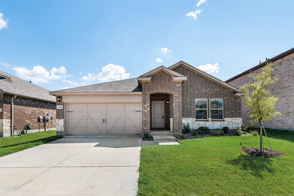 2706 Knollwood Trail, Crandall, TX 75114