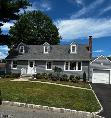 4 Van Duyne Ave, Riverdale Boro, NJ 07457