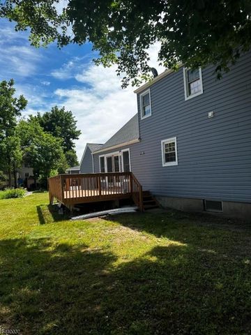 4 Van Duyne Ave, Riverdale Boro, NJ 07457