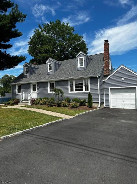 4 Van Duyne Ave, Riverdale Boro, NJ 07457