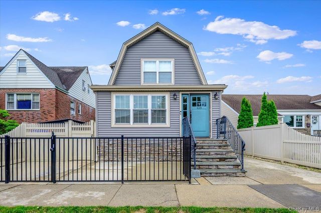 618 E Walnut Street, Long Beach, NY 11561