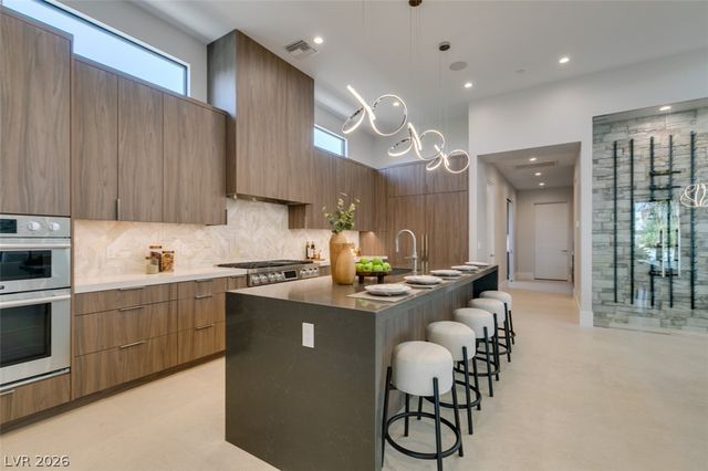 40 Reflection Shores Lane, Henderson, NV 89011