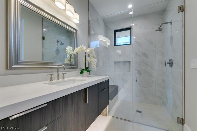 40 Reflection Shores Lane, Henderson, NV 89011
