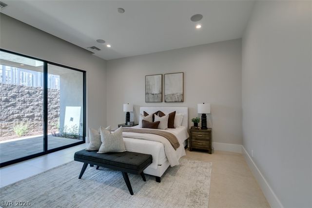 40 Reflection Shores Lane, Henderson, NV 89011