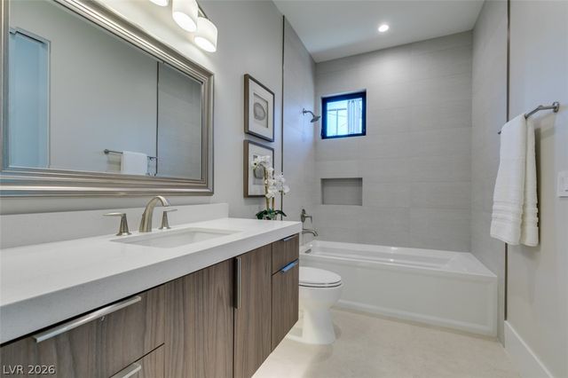 40 Reflection Shores Lane, Henderson, NV 89011