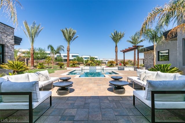 40 Reflection Shores Lane, Henderson, NV 89011