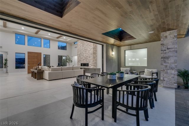 40 Reflection Shores Lane, Henderson, NV 89011