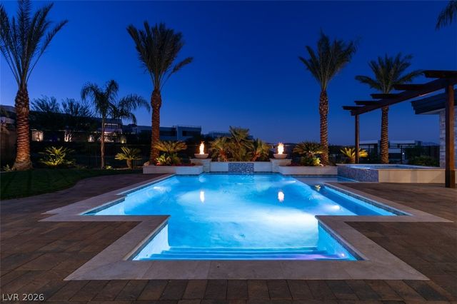 40 Reflection Shores Lane, Henderson, NV 89011
