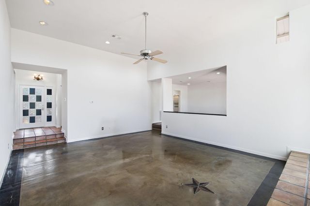 2810 Lake View Drive, Missouri City, TX 77459