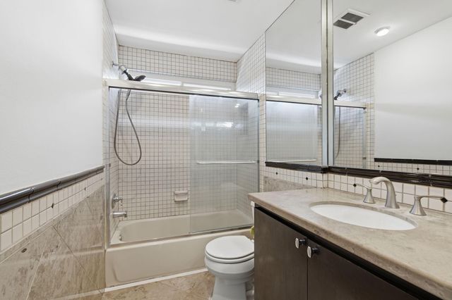 2810 Lake View Drive, Missouri City, TX 77459