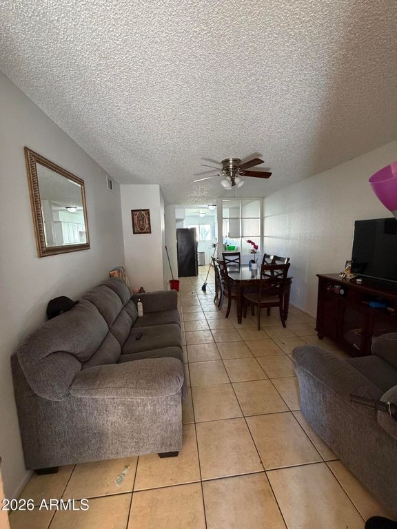 Image 3 of property listing at 260 W 8TH Avenue 26, Mesa, AZ 85210