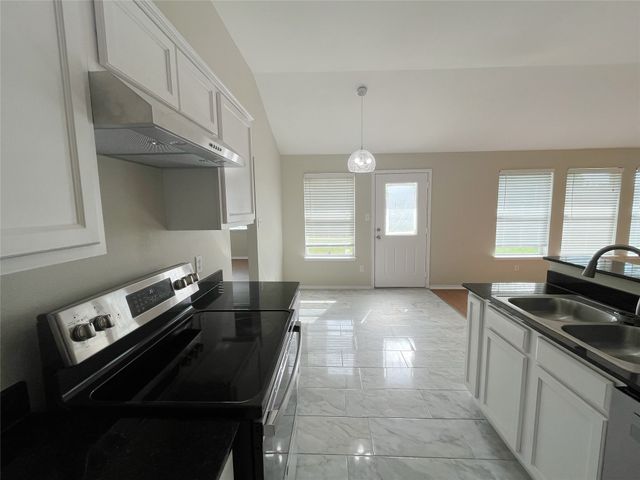 1622 Palm Beach Avenue, Dallas, TX 75217