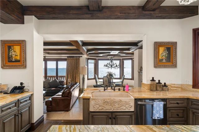 2 60th Place, Long Beach, CA 90803