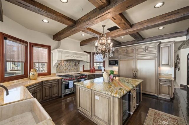 2 60th Place, Long Beach, CA 90803