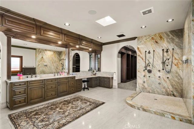 2 60th Place, Long Beach, CA 90803