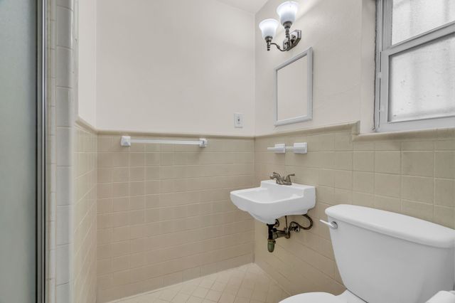 6020 Wester Avenue, Fort Worth, TX 76133