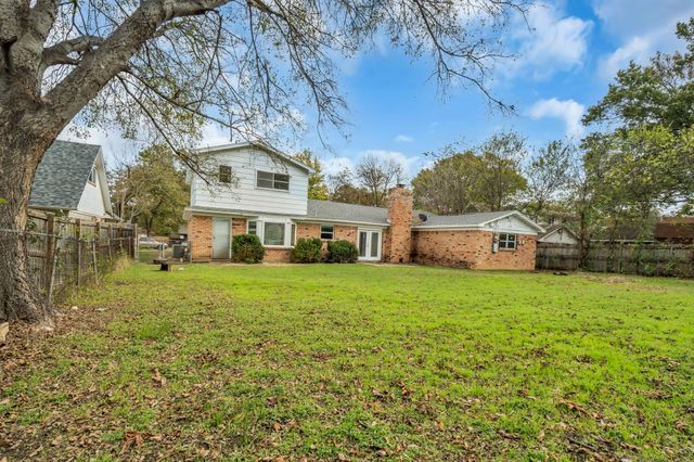 6020 Wester Avenue, Fort Worth, TX 76133