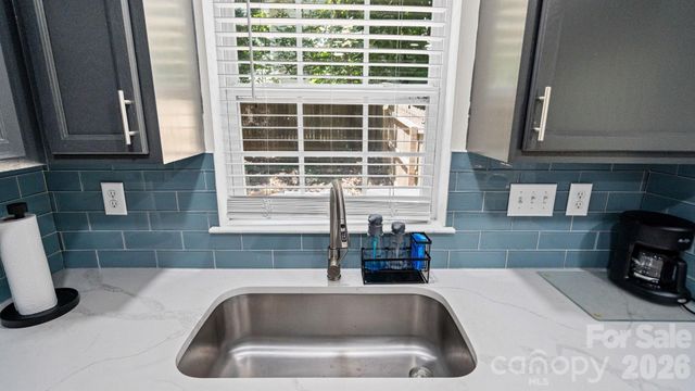 5050 Gibbons Link Road, Charlotte, NC 28269