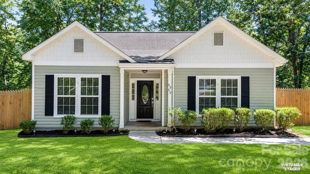 5050 Gibbons Link Road, Charlotte, NC 28269
