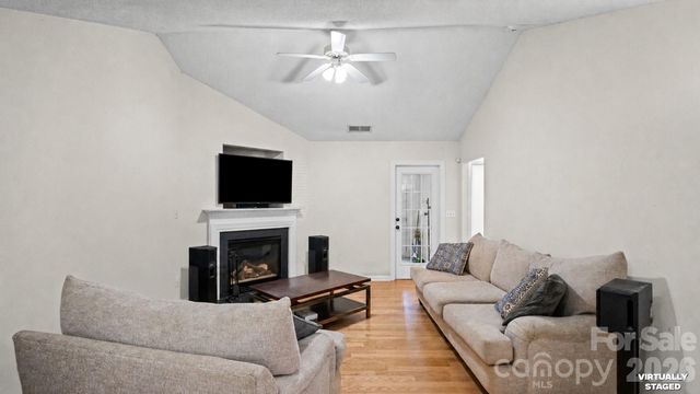5050 Gibbons Link Road, Charlotte, NC 28269