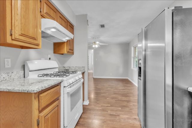 349 Rivercrest Drive, Lewisville, TX 75067